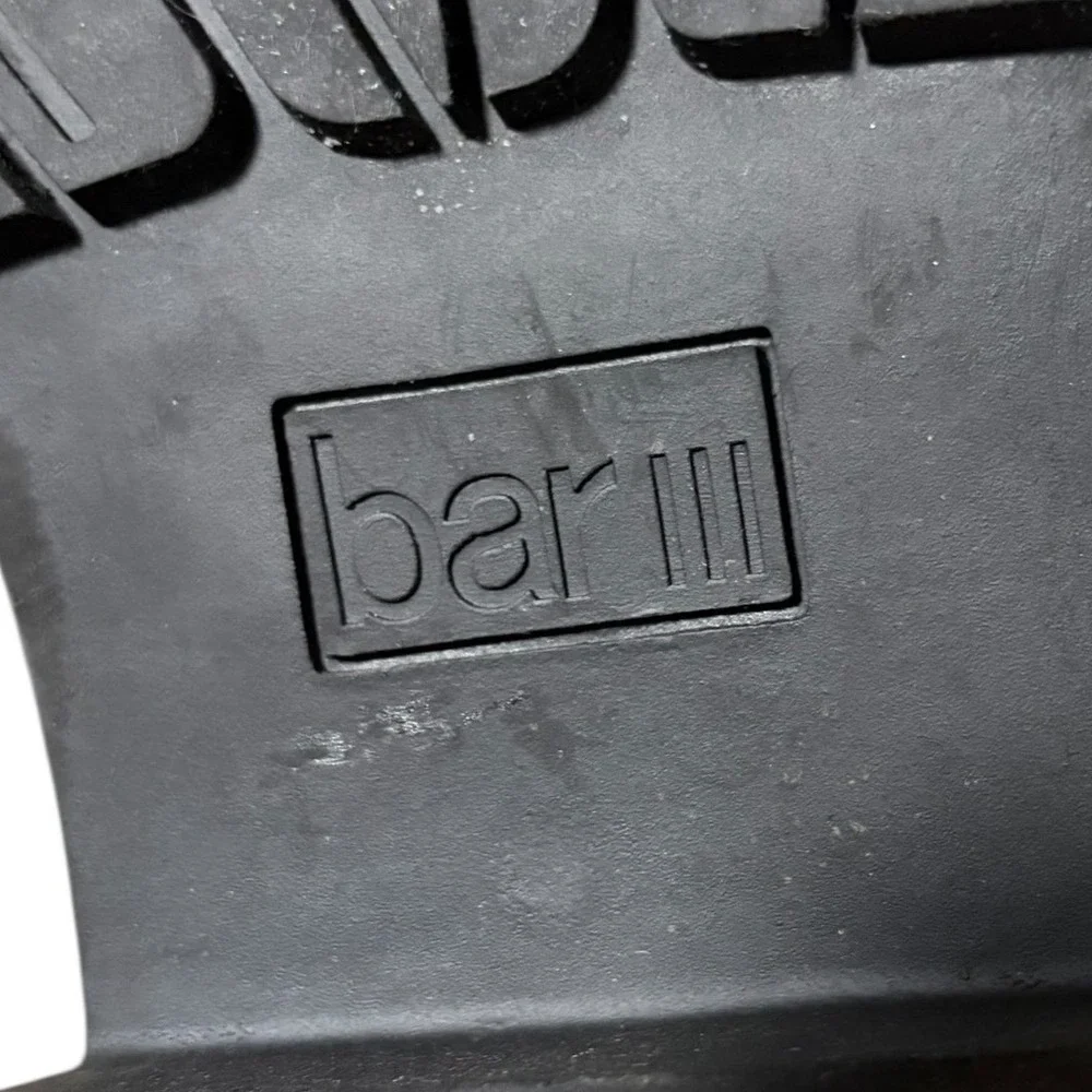 Bar III clean silhouette